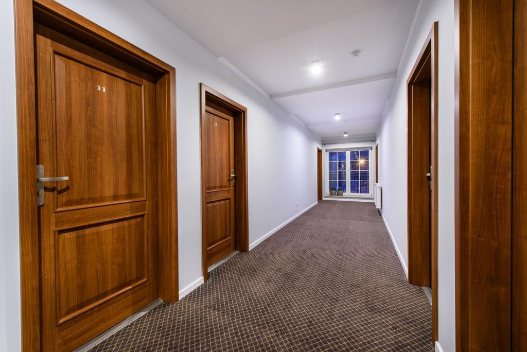 Hotel Nowy Dwor Trzebnica Εξωτερικό φωτογραφία