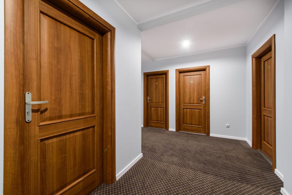 Hotel Nowy Dwor Trzebnica Εξωτερικό φωτογραφία